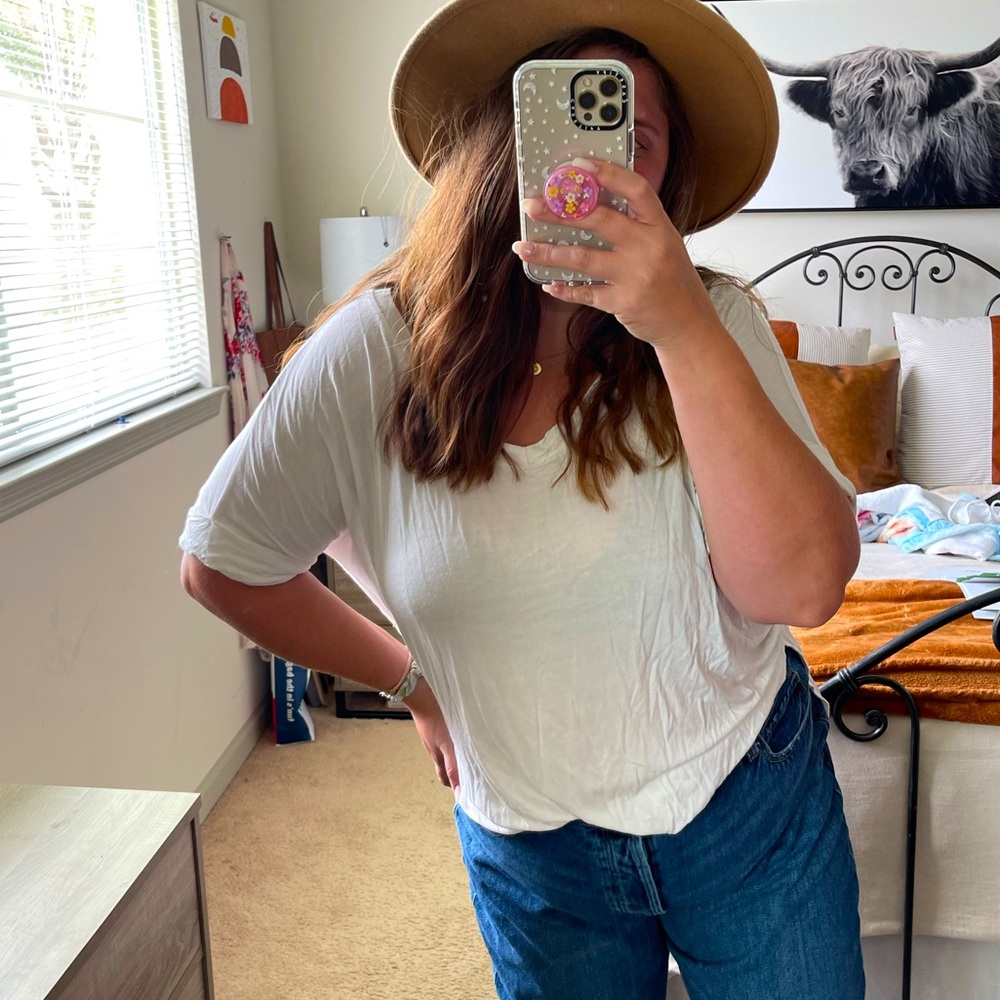 White high low Chic Soul shirt